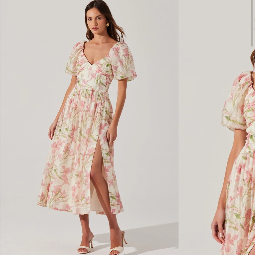 ASTR The Label Sasilia Floral Puff Sleeve Dress Size Small